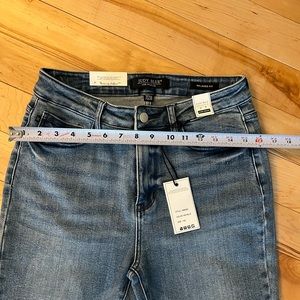 Judy Blue Relaxed Fit 7/28